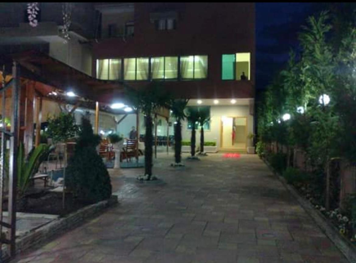 Bajovah Apartments & Restaurant Tirana Exterior photo