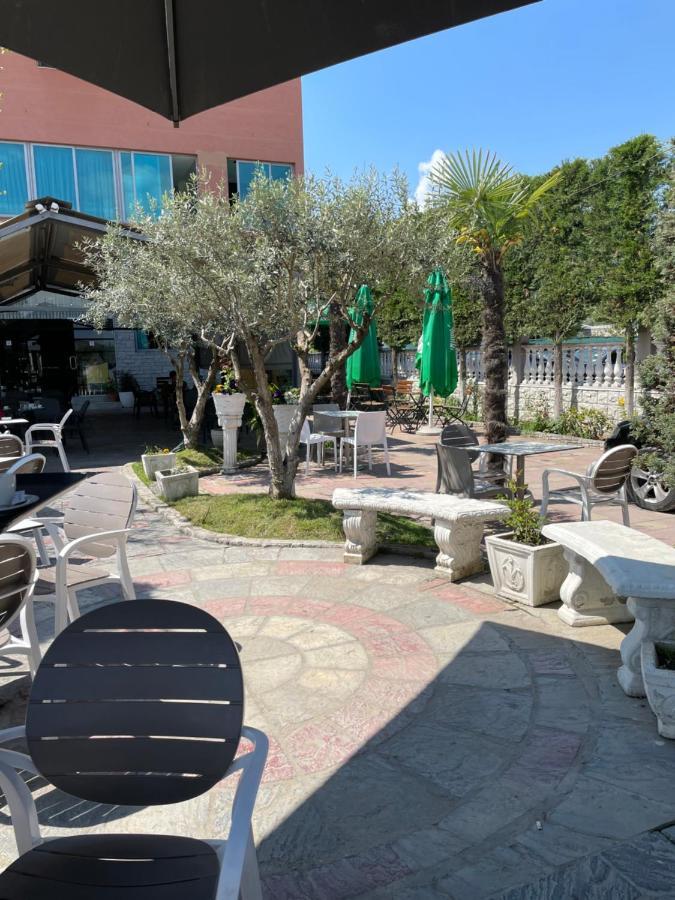 Bajovah Apartments & Restaurant Tirana Exterior photo
